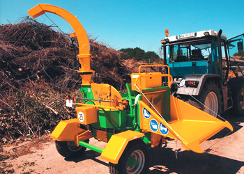 ЩЕПОРУБИТЕЛЬНАЯ МАШИНА Heizohack HM 4-300